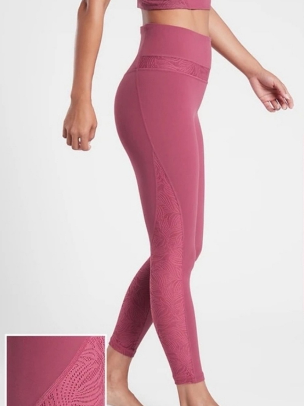 Athleta Luxe Lace 7/8 Leggings in Dusty Rose/Pink Size L